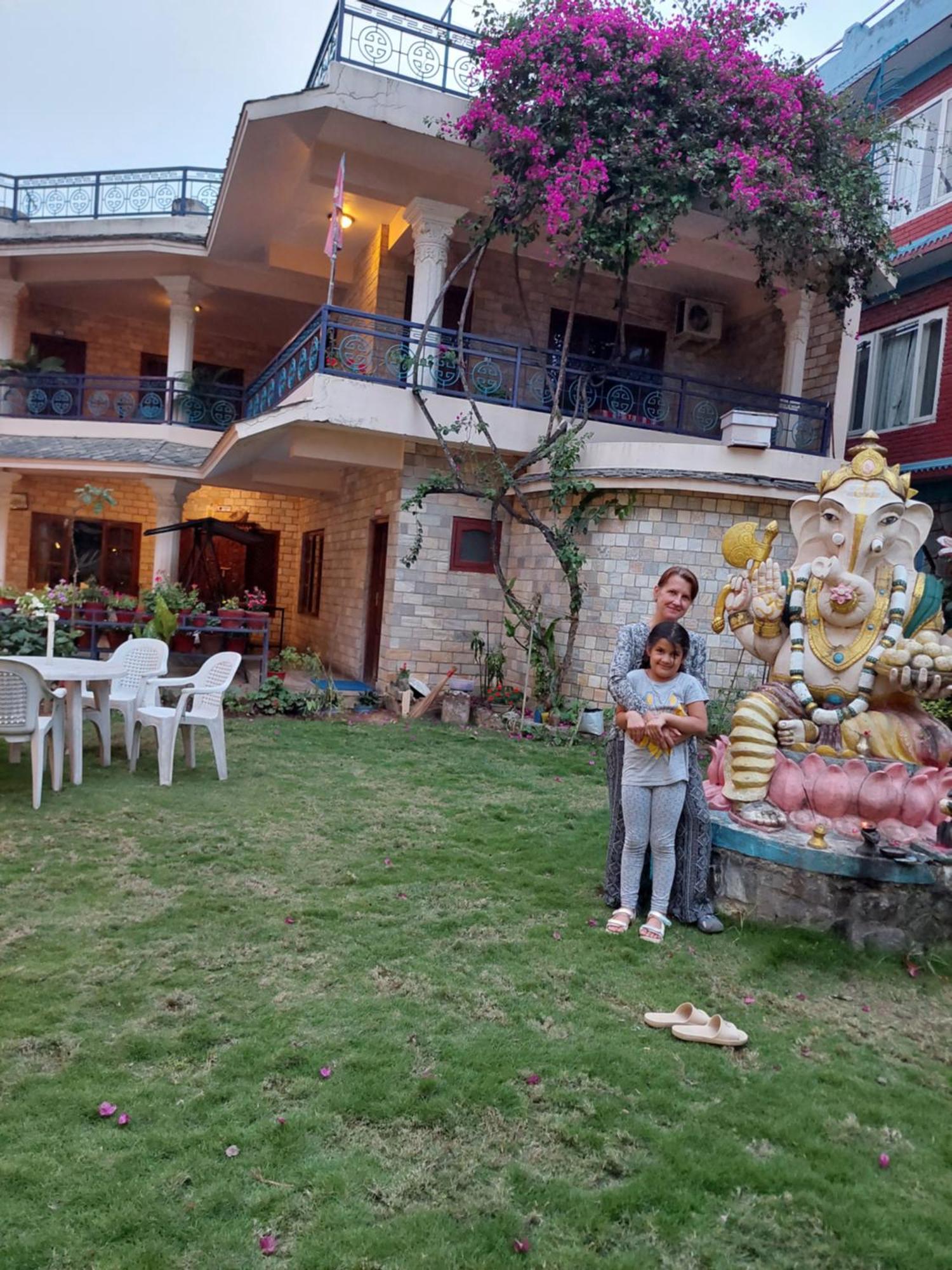 Blue Planet Lodge & Restaurant Pokhara Zewnętrze zdjęcie