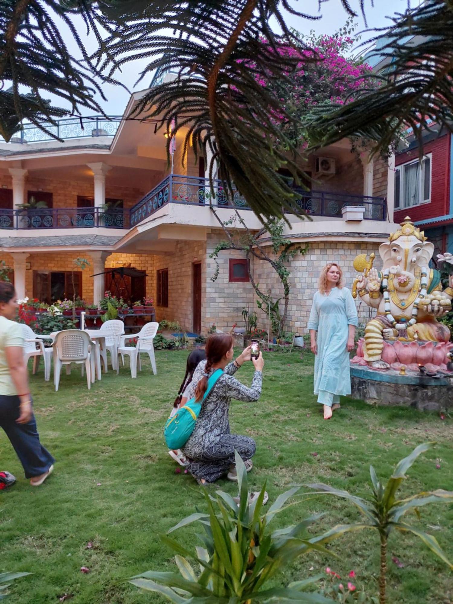 Blue Planet Lodge & Restaurant Pokhara Zewnętrze zdjęcie