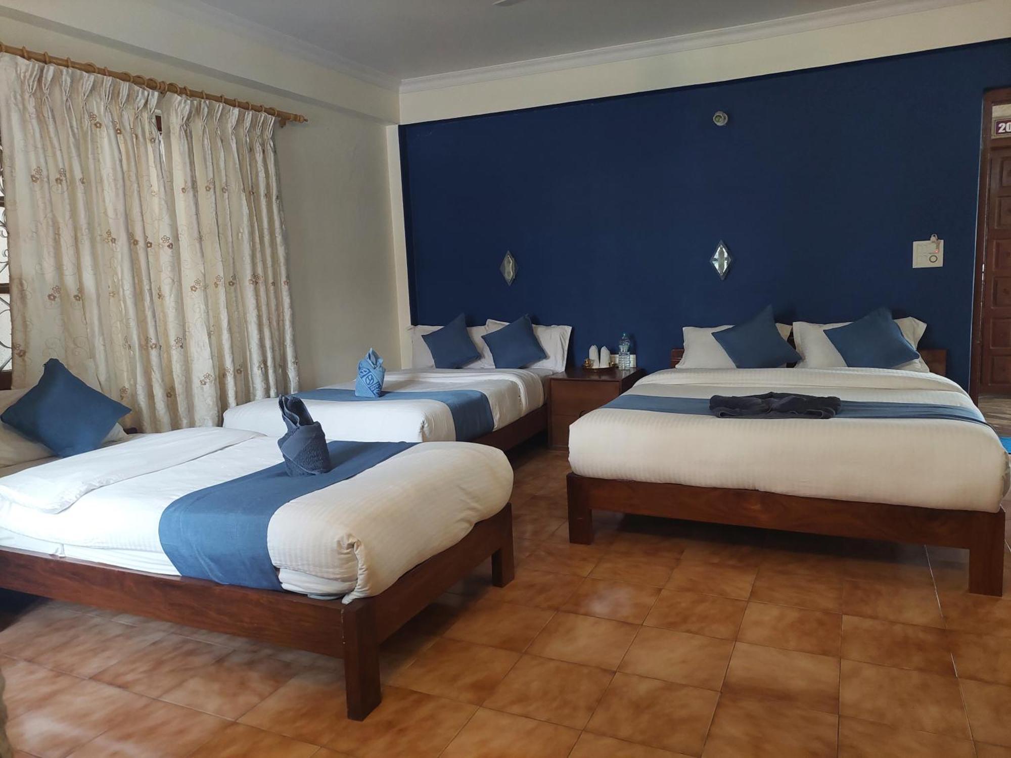 Blue Planet Lodge & Restaurant Pokhara Zewnętrze zdjęcie
