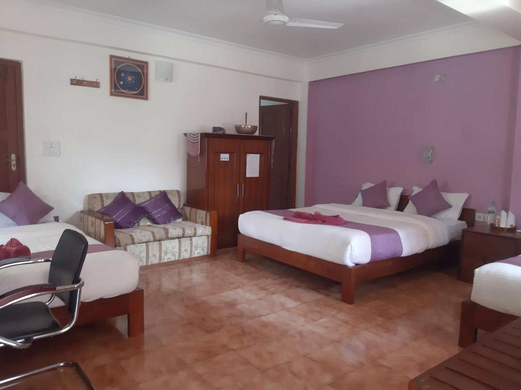 Blue Planet Lodge & Restaurant Pokhara Zewnętrze zdjęcie